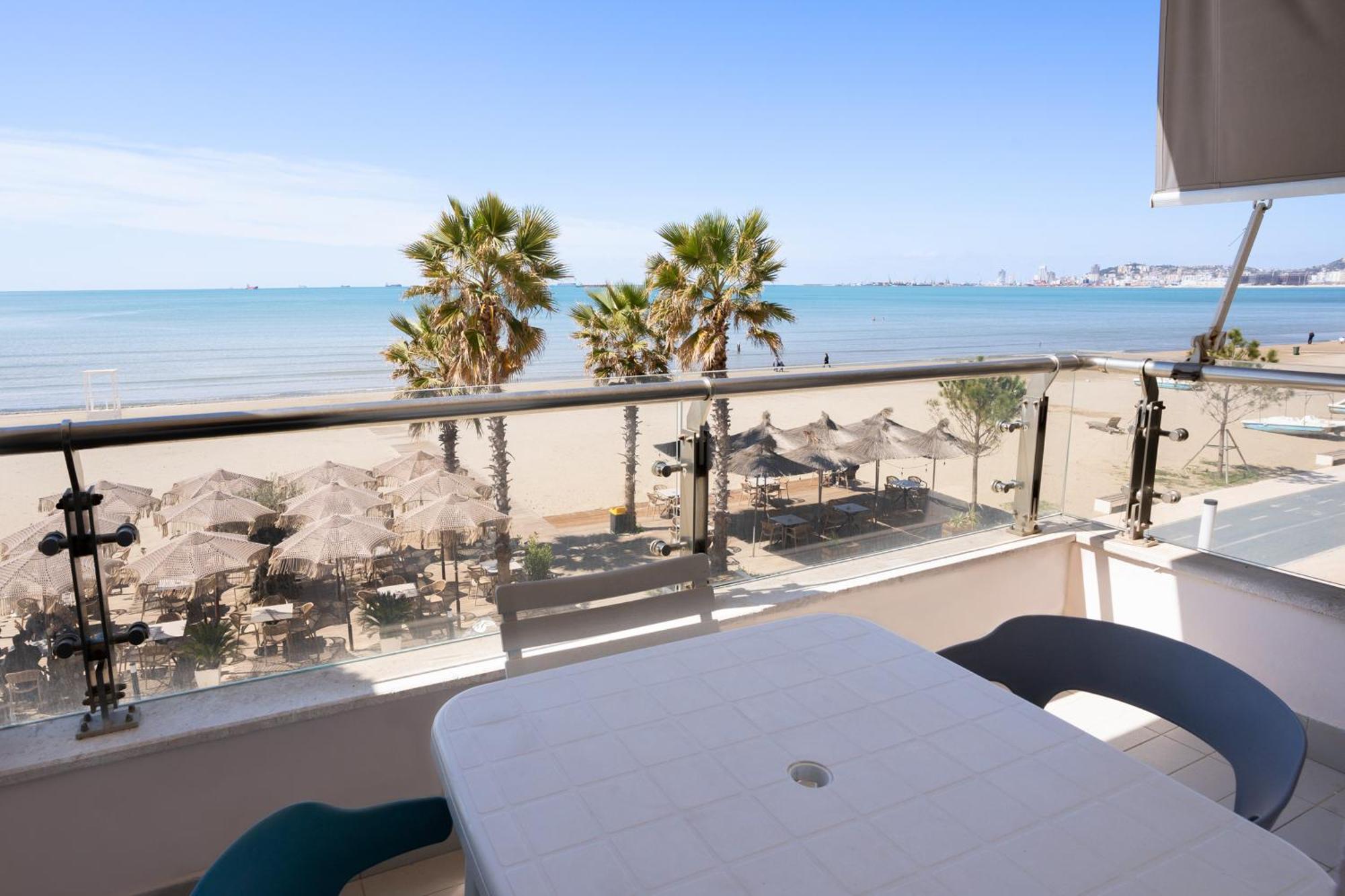 Sea View-Apartment On The Beach - Durrs2 Дуррес Экстерьер фото
